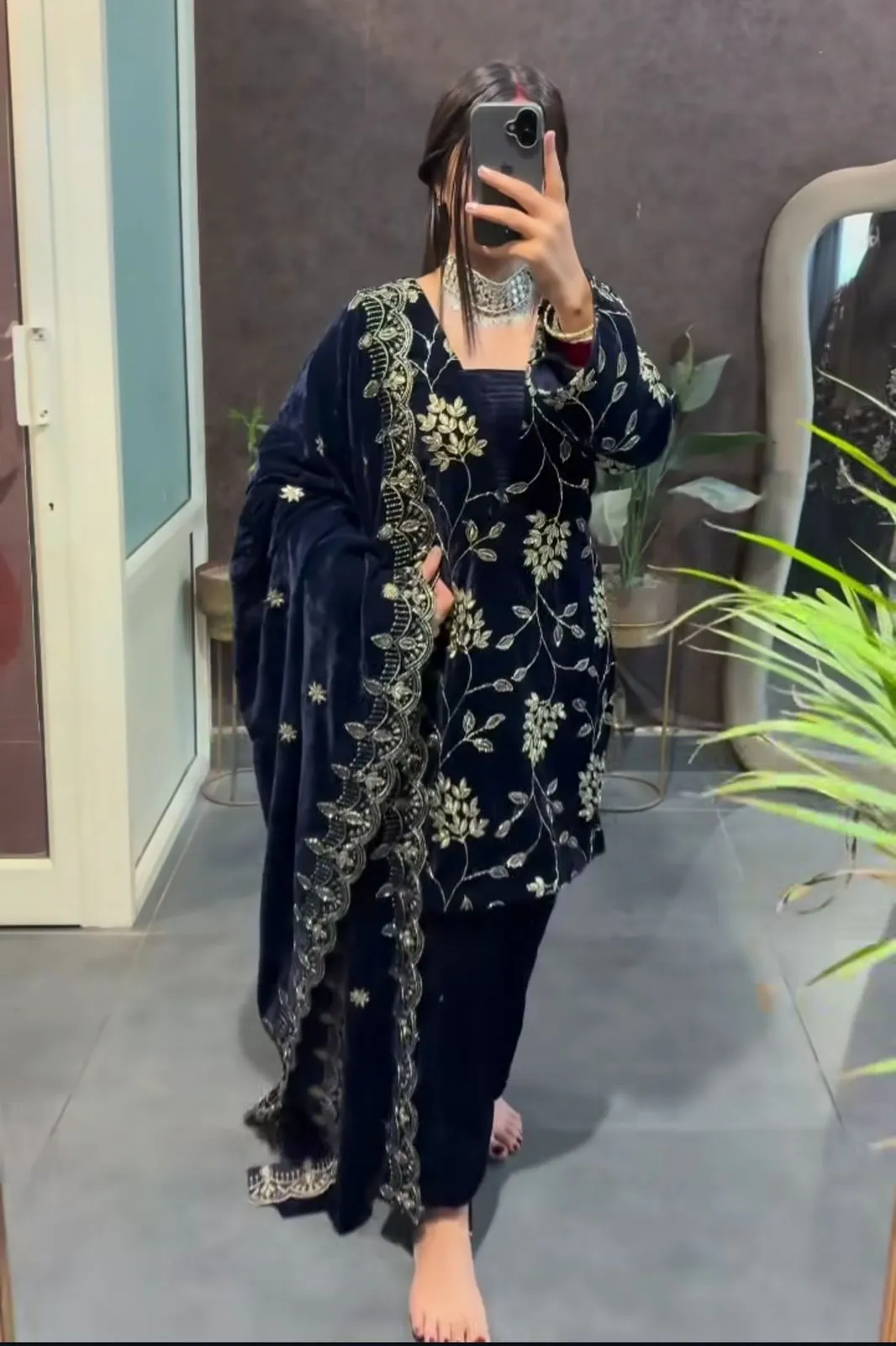 Trending Flower Embroidery Velvet Suit