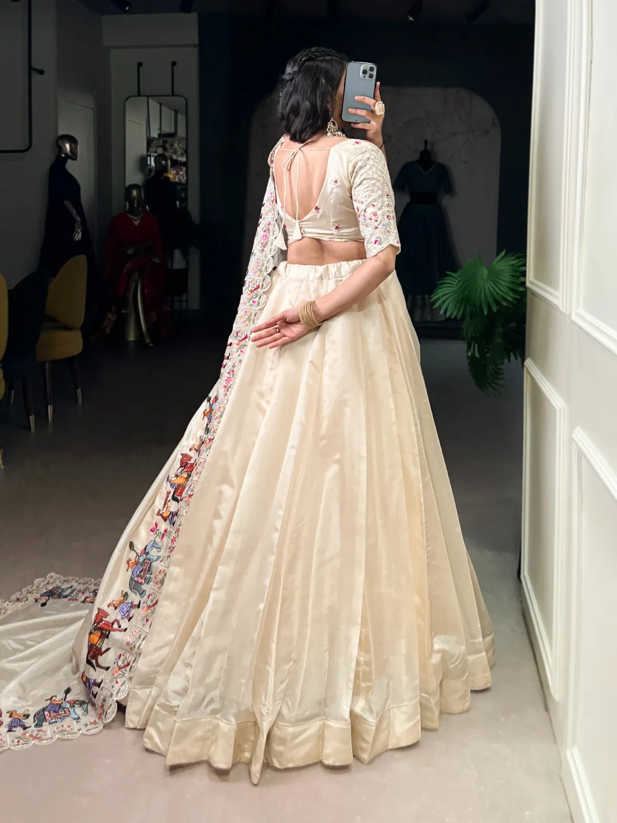Off White Bridesmaid Lehenga with Heavy Dupatta