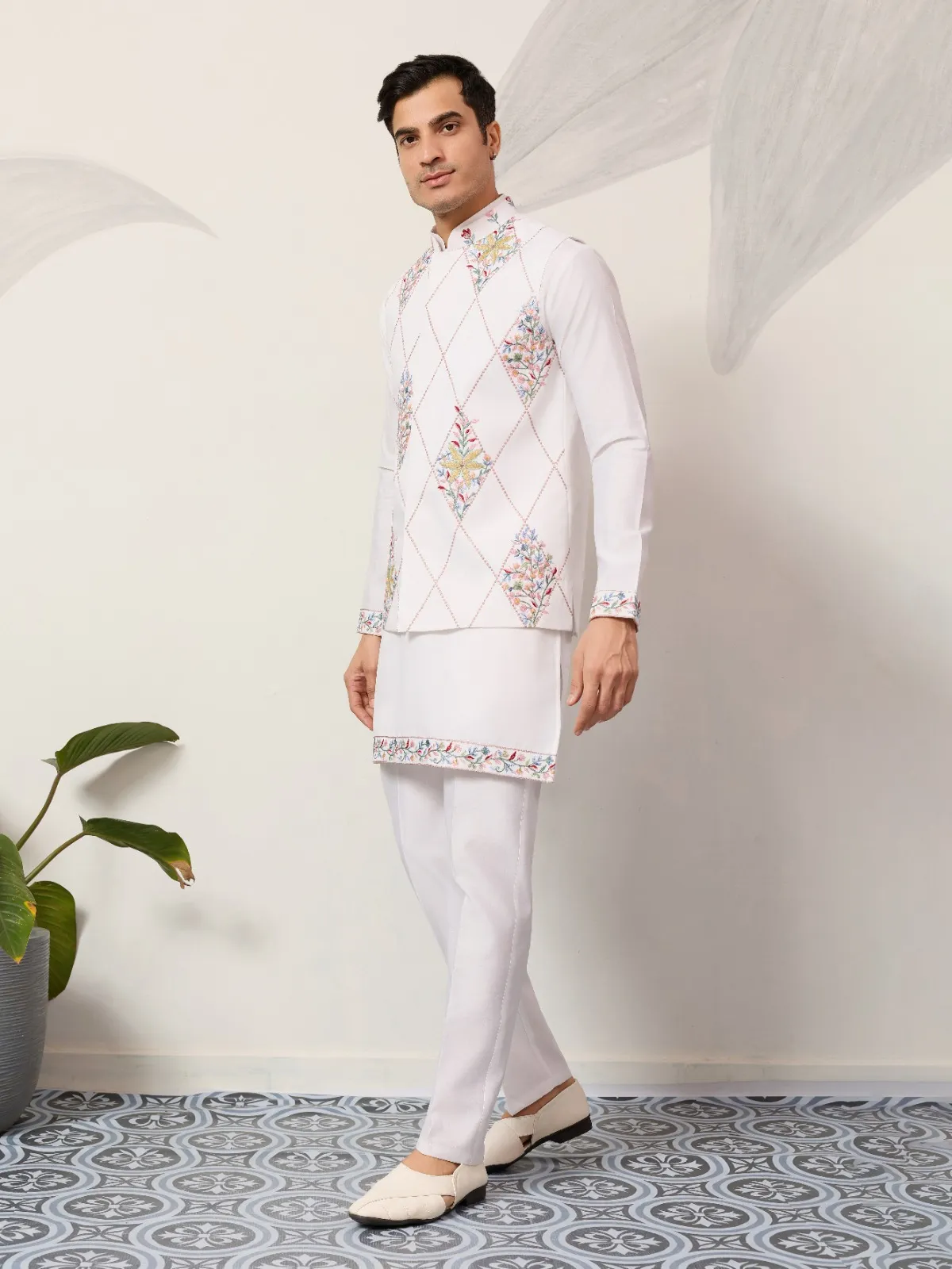 Premium Mens Short Kurta with Modi Koti in White