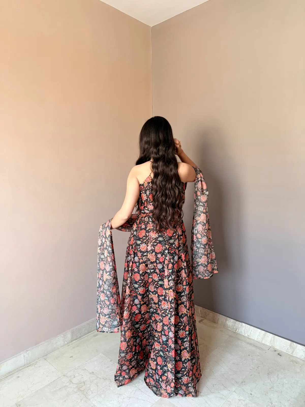 Sleeveless Gown Design for Party