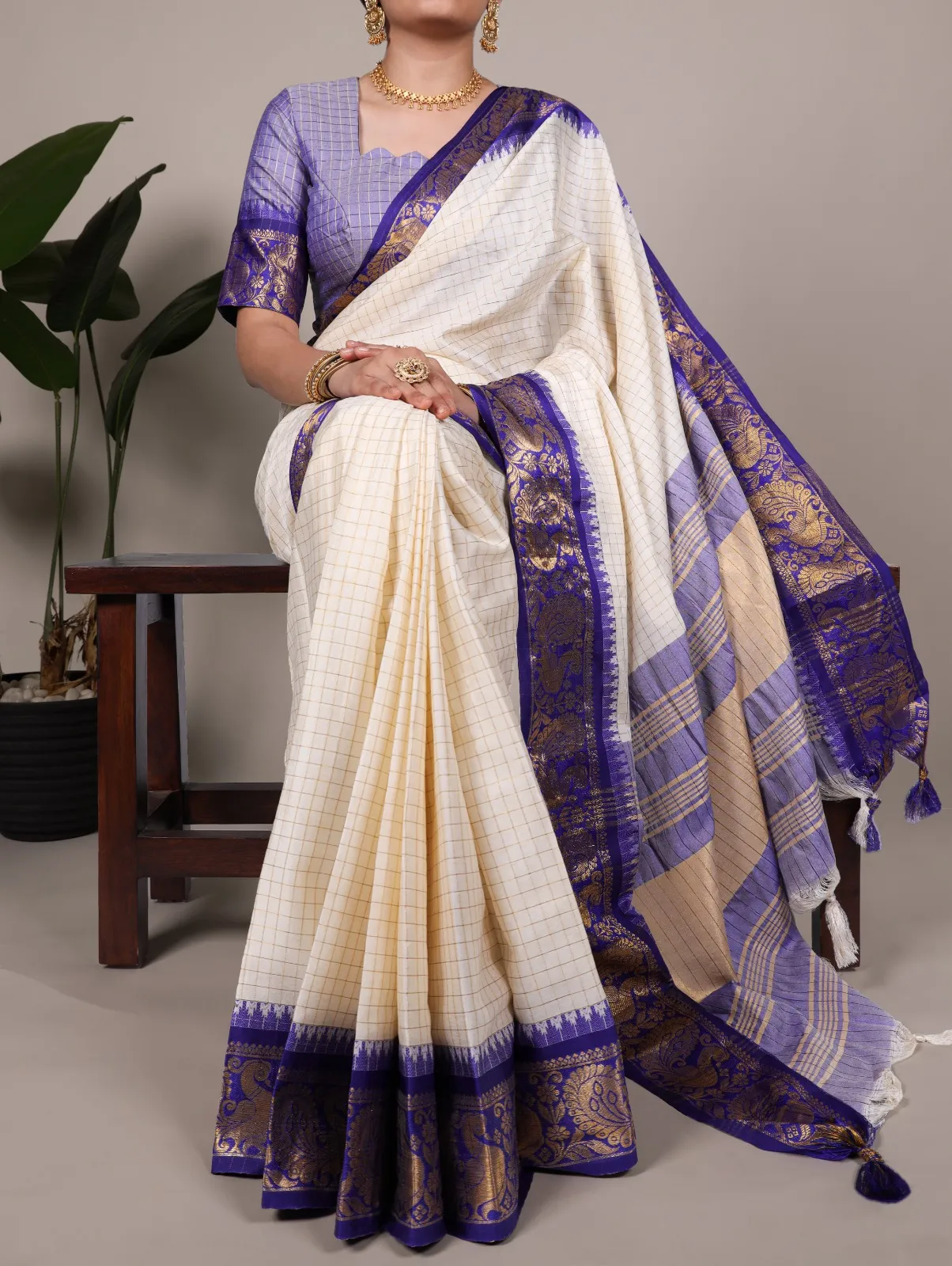 South Special Cotton chex Saree