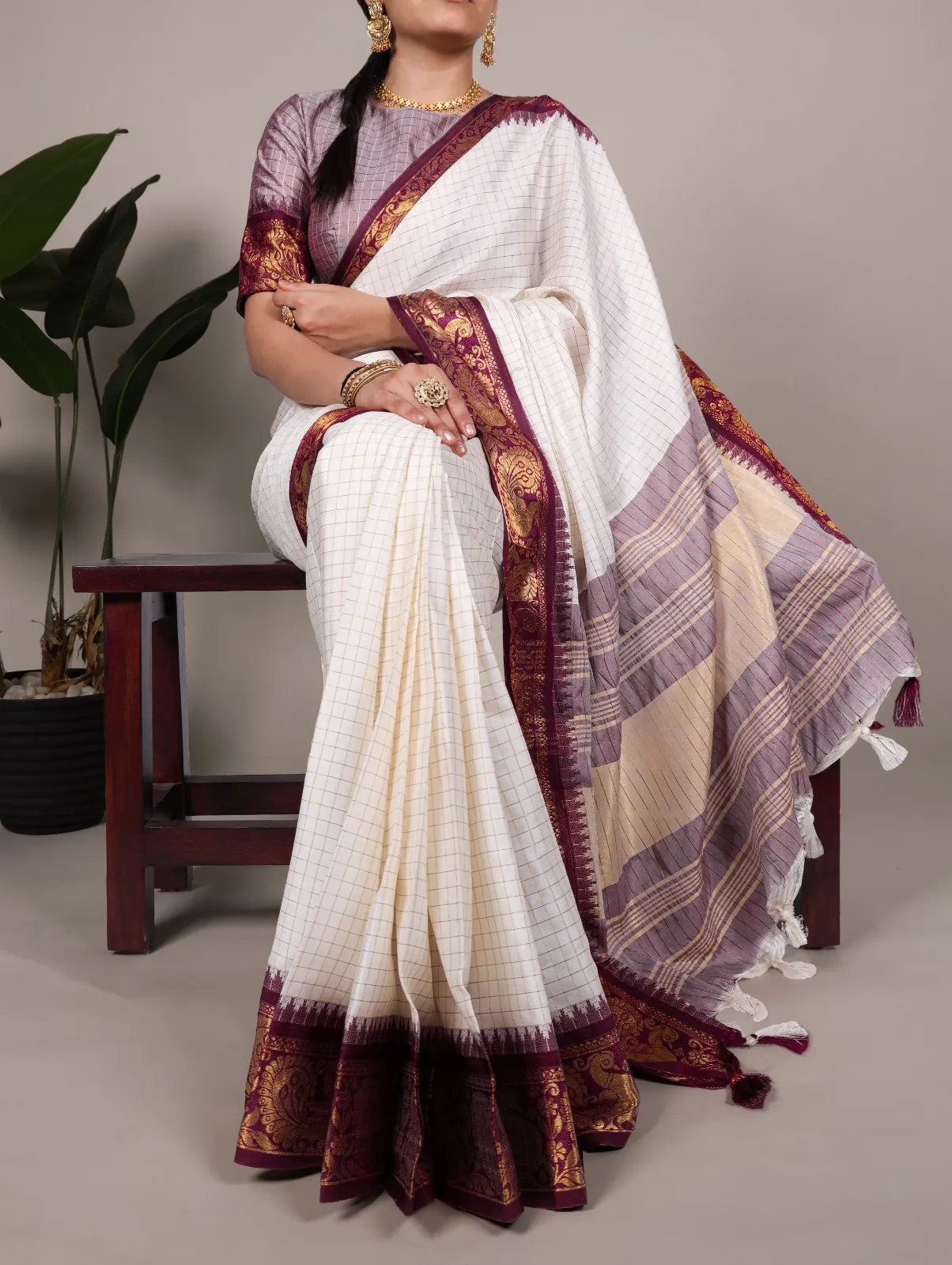 South Special Cotton chex Saree