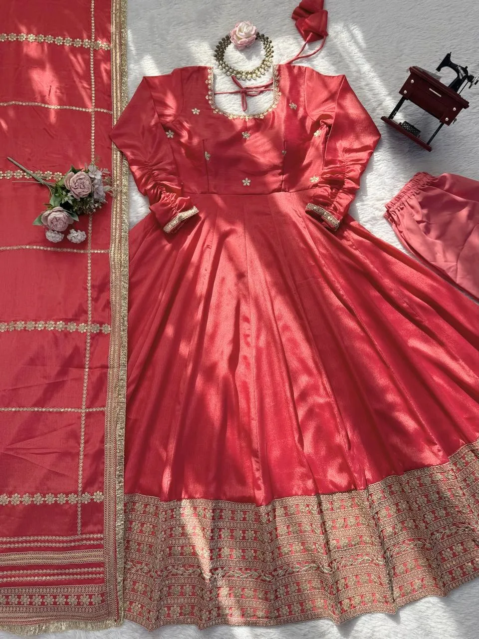 Stylish Wedding Anarkali Set