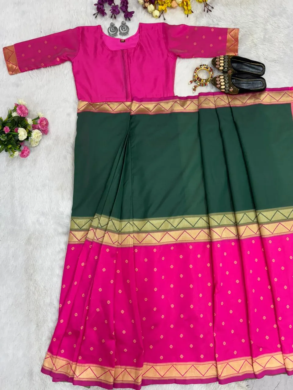 Trending Zip and Go Saree in Silk