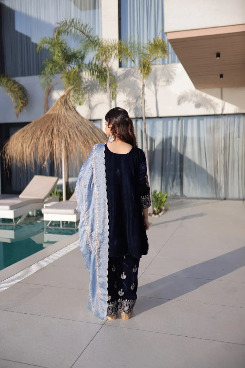 Buy Flower Embroidery Mirror Saree