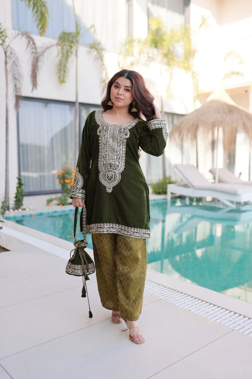 Green Velvet Co ord Set with Batwa