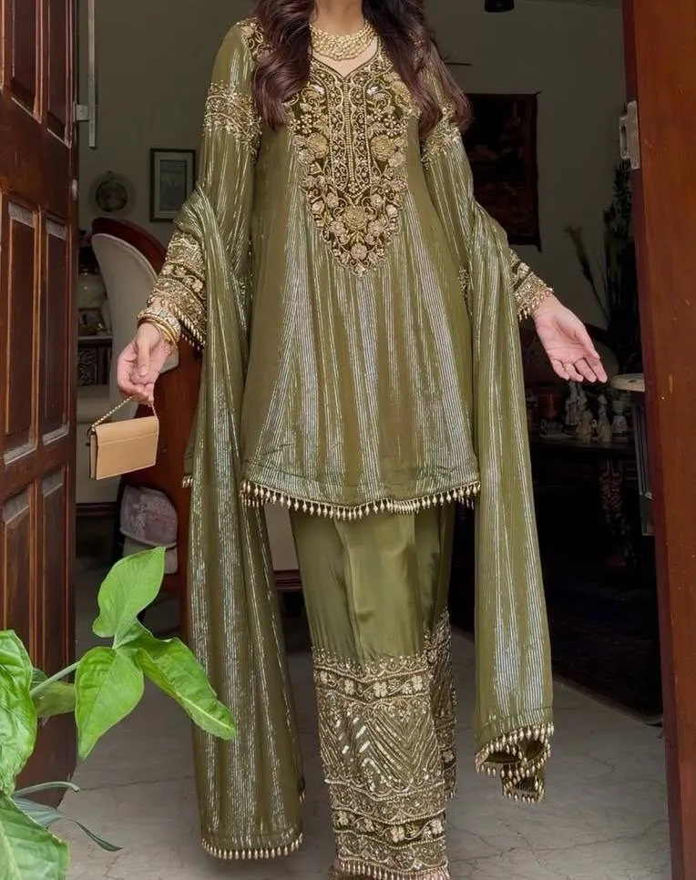 Trending Readymade Embroidery Pakistani Dress for Ramzan Eid