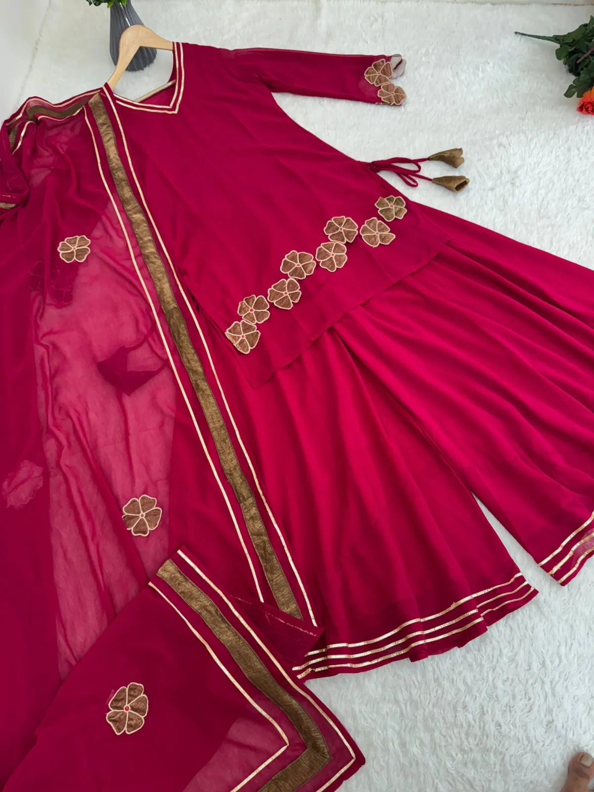 Beautiful Rani Cut Work Salwar Suit