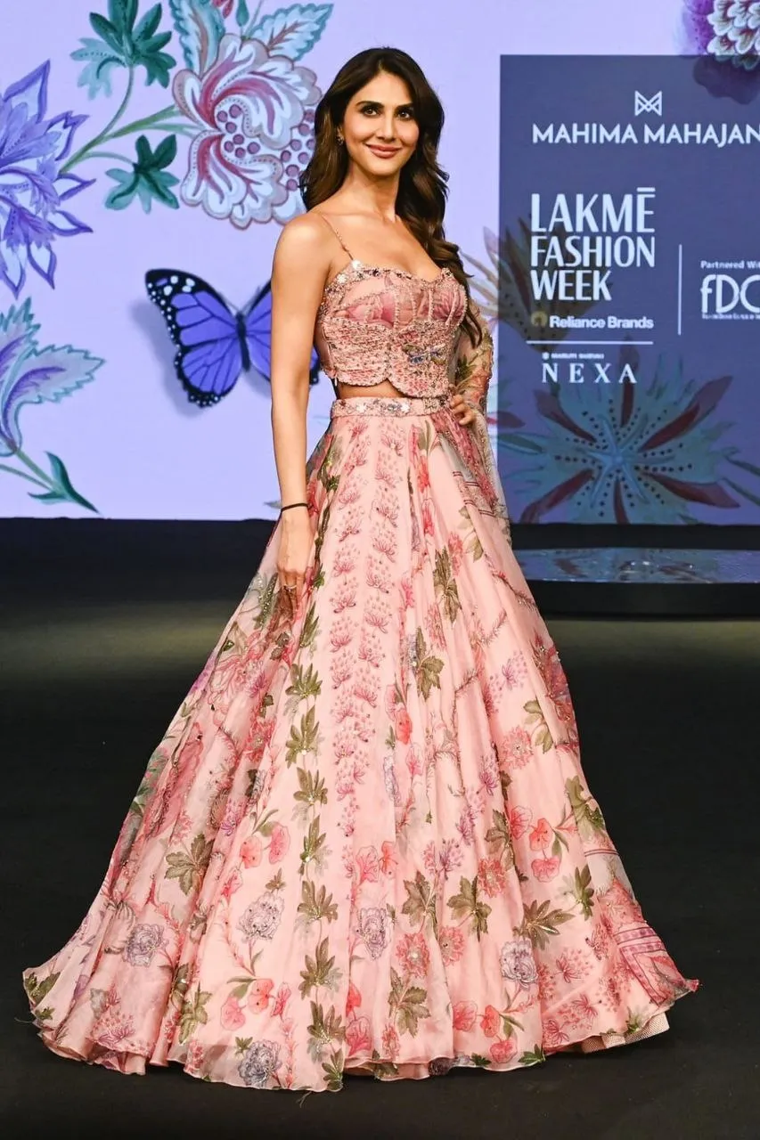 Bollywood Vaani Kapoor Inspired Pink Lehenga