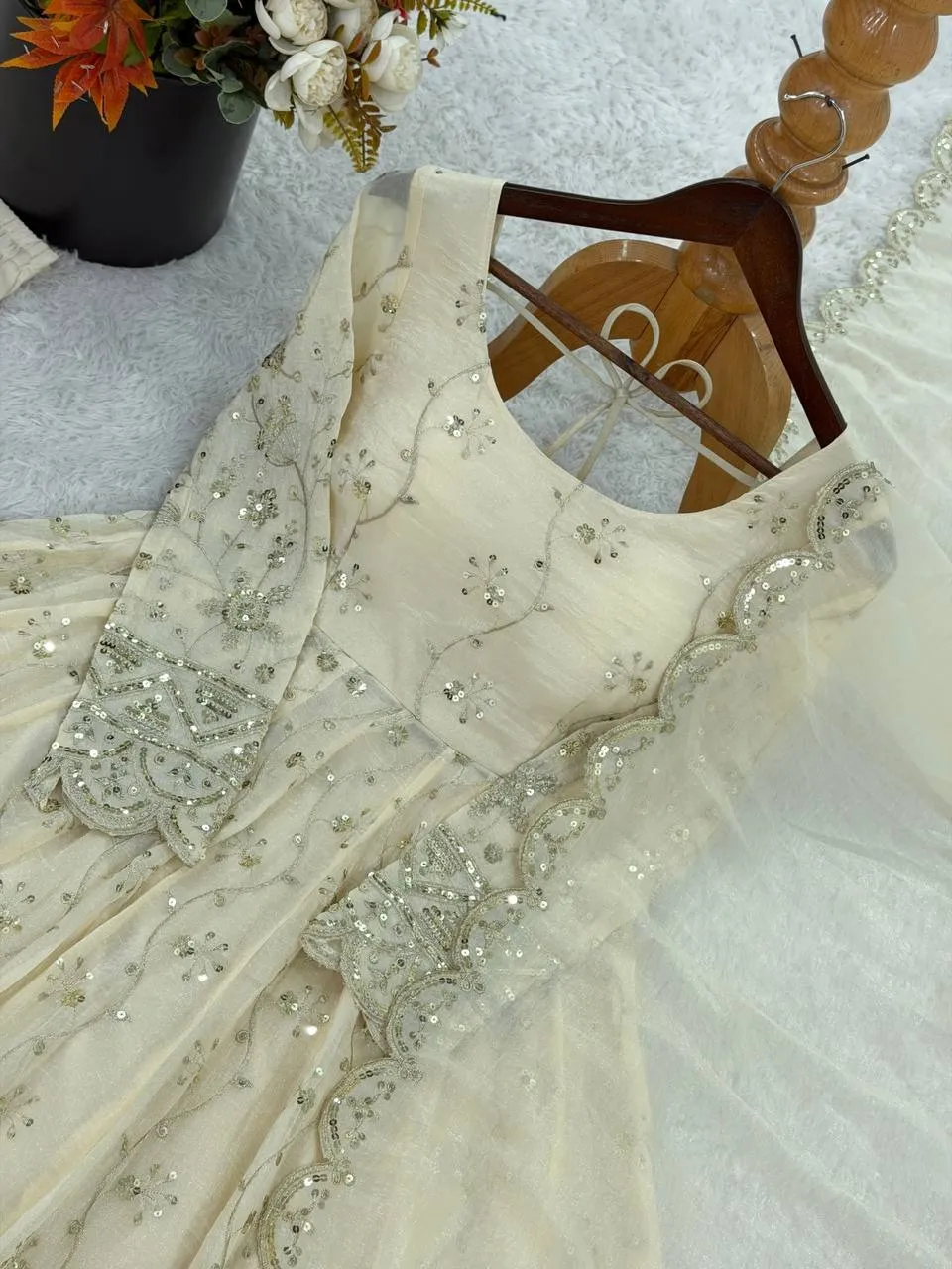 Creme Anarkali Dress for Ramzan Eid