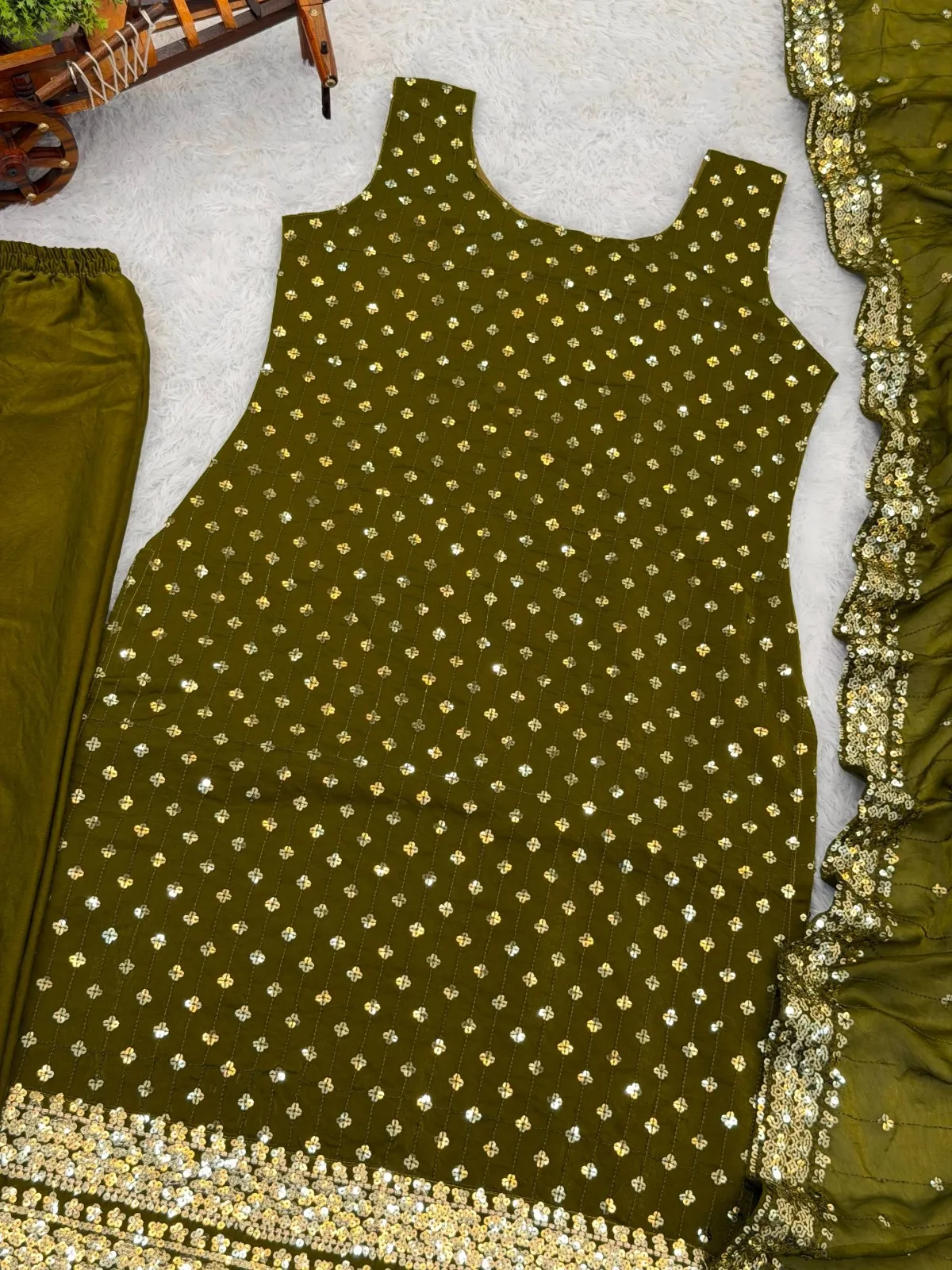 Mehendi Color Sleeveless Kurti for Mehendi night