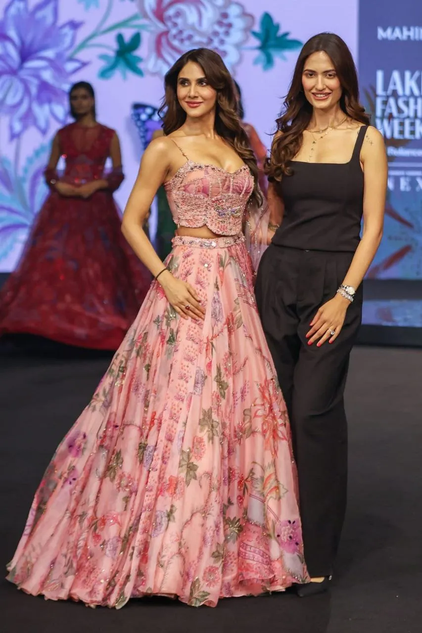Bollywood Vaani Kapoor Inspired Pink Lehenga