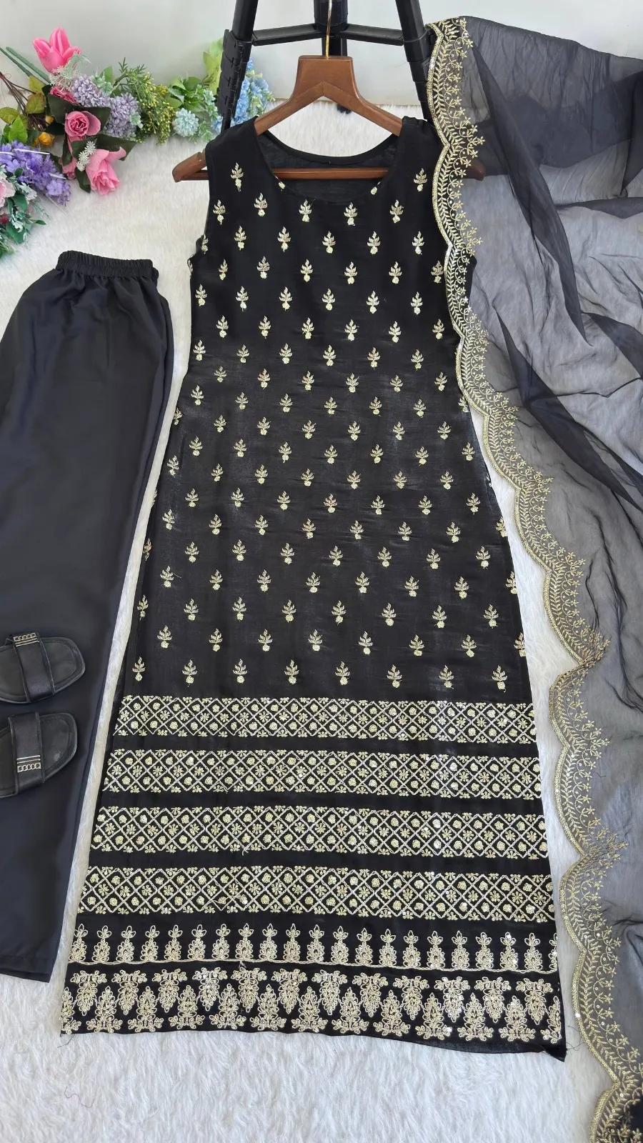 Black Sleeveless 3 Piece Kurti Set for Pooja Function