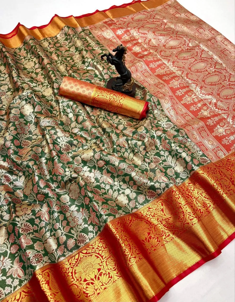 Premium Kanjivaram Silk Floral Zari Saree