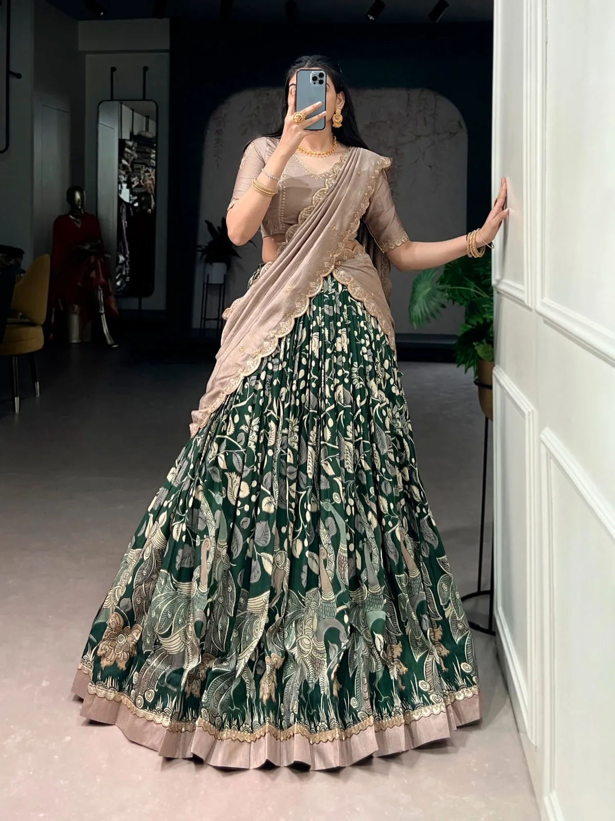 Beautiful Kalamkari Lehenga Blouse Contrast