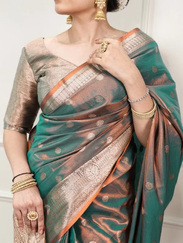 Green Dual Tone Kasavu Silk Saree