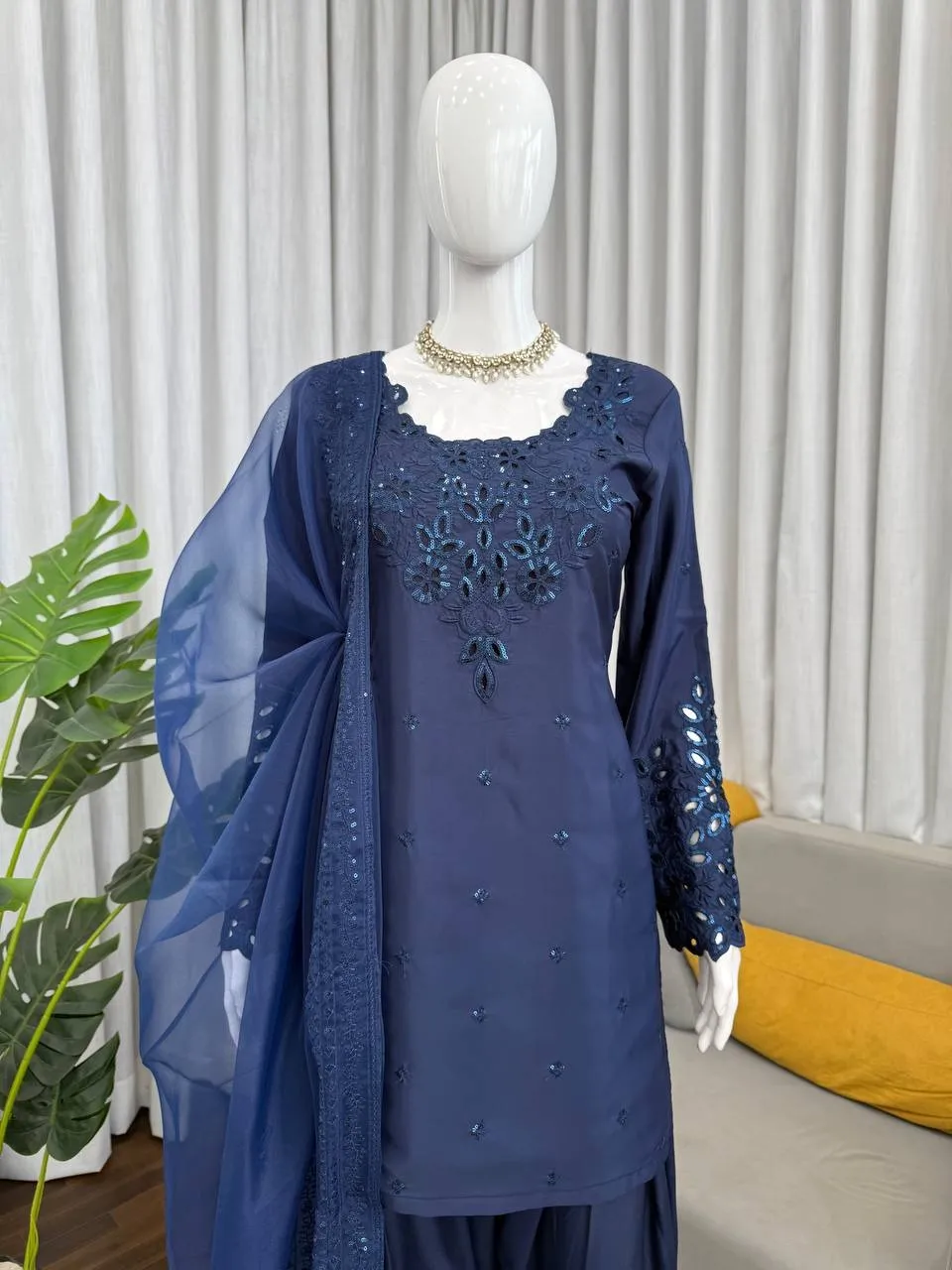 Hania Amir Inspired Blue Farsi Salwar Suit