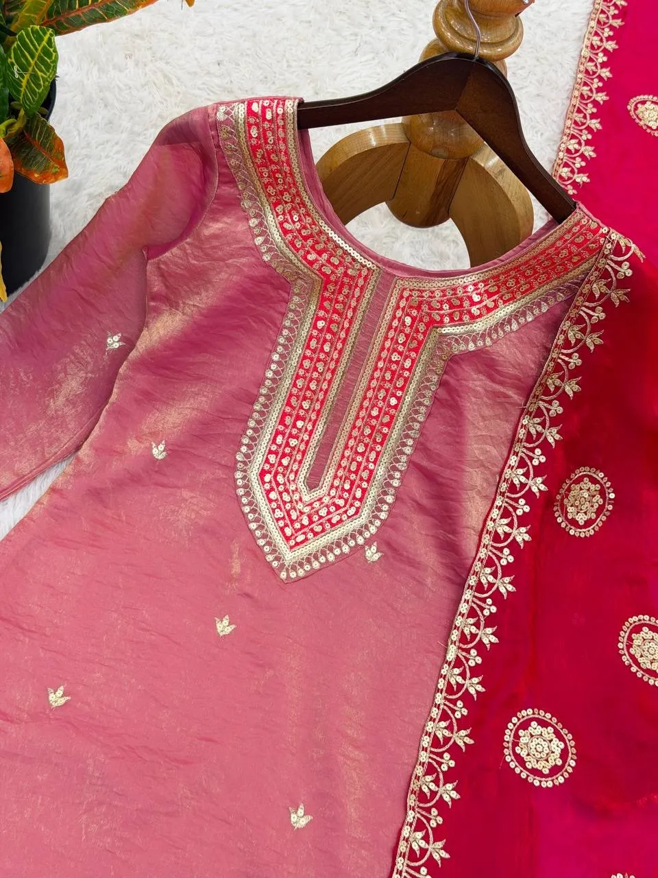 Pink Fendy Silk Embroidery Joda