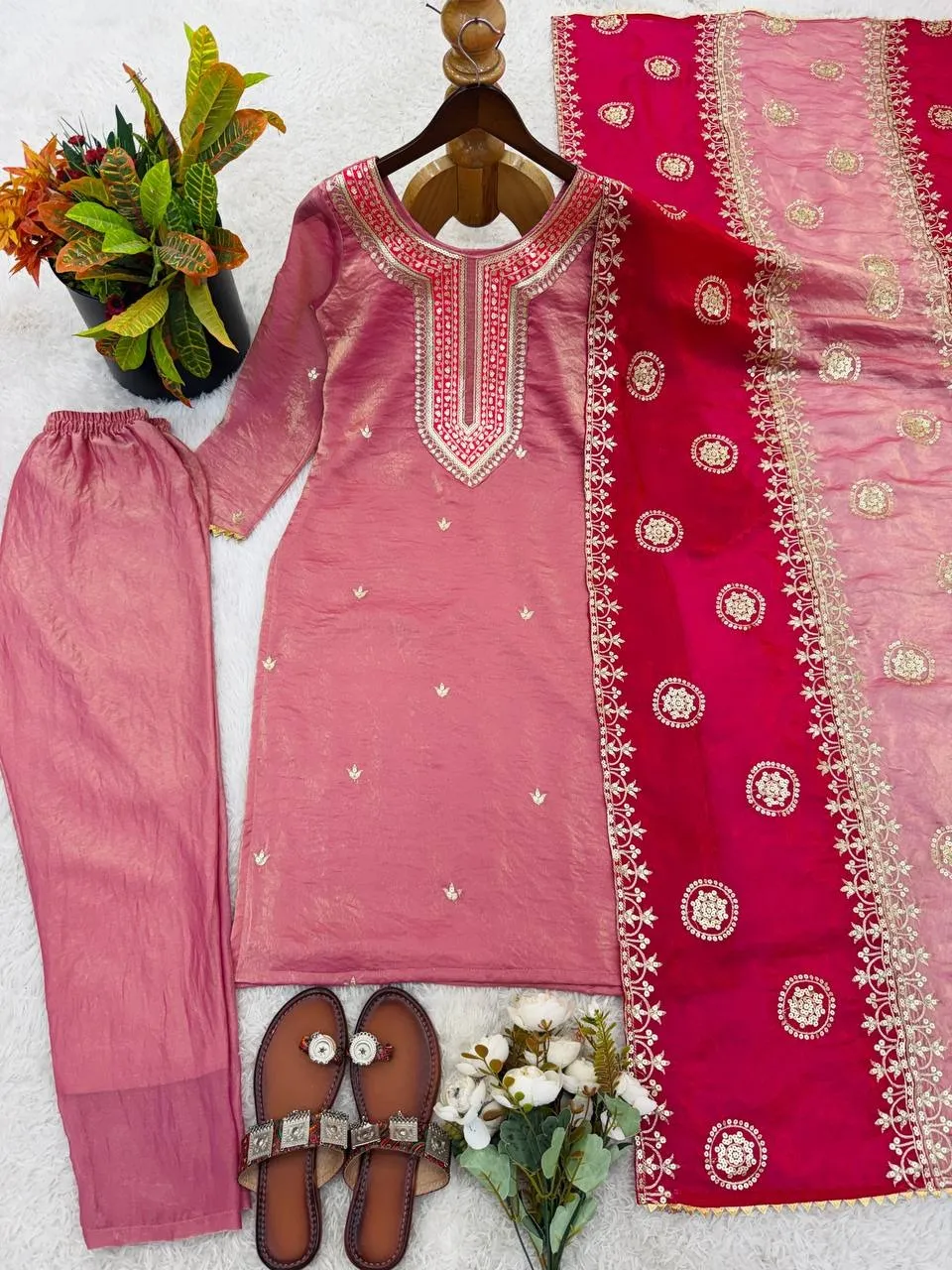 Pink Fendy Silk Embroidery Joda