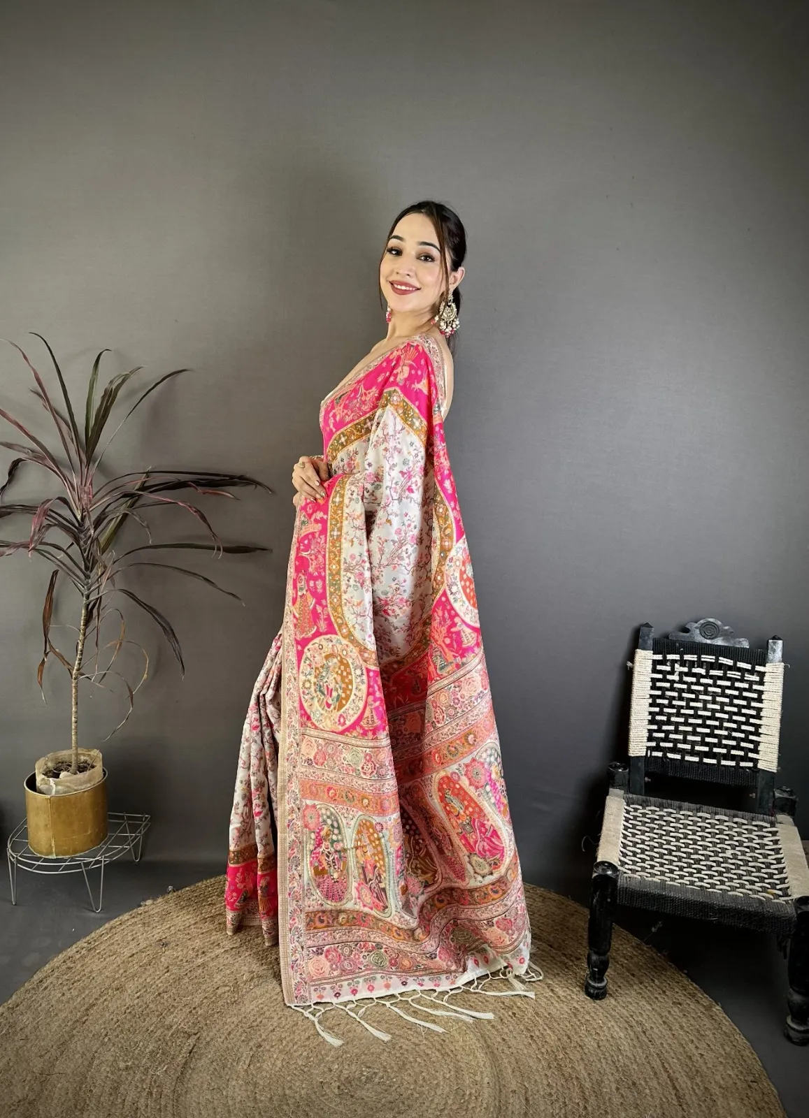 Red meenakari Pashmina Kashmiri Saree
