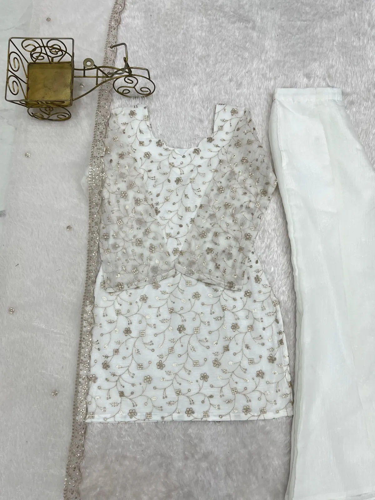 White Bell Bottom Pattern Embroidery Suit