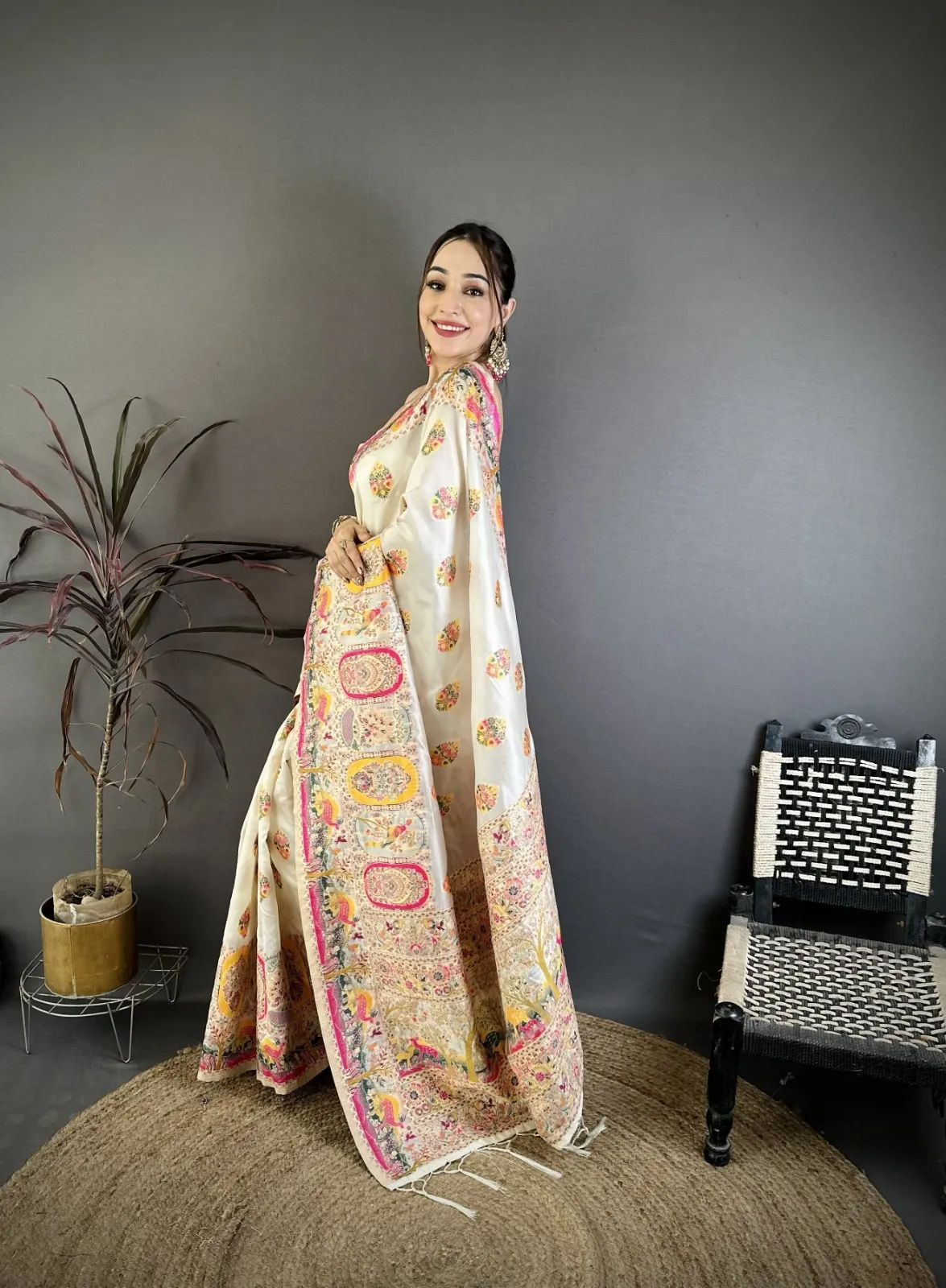 White Meenakari Pashmina Kashmiri Saree