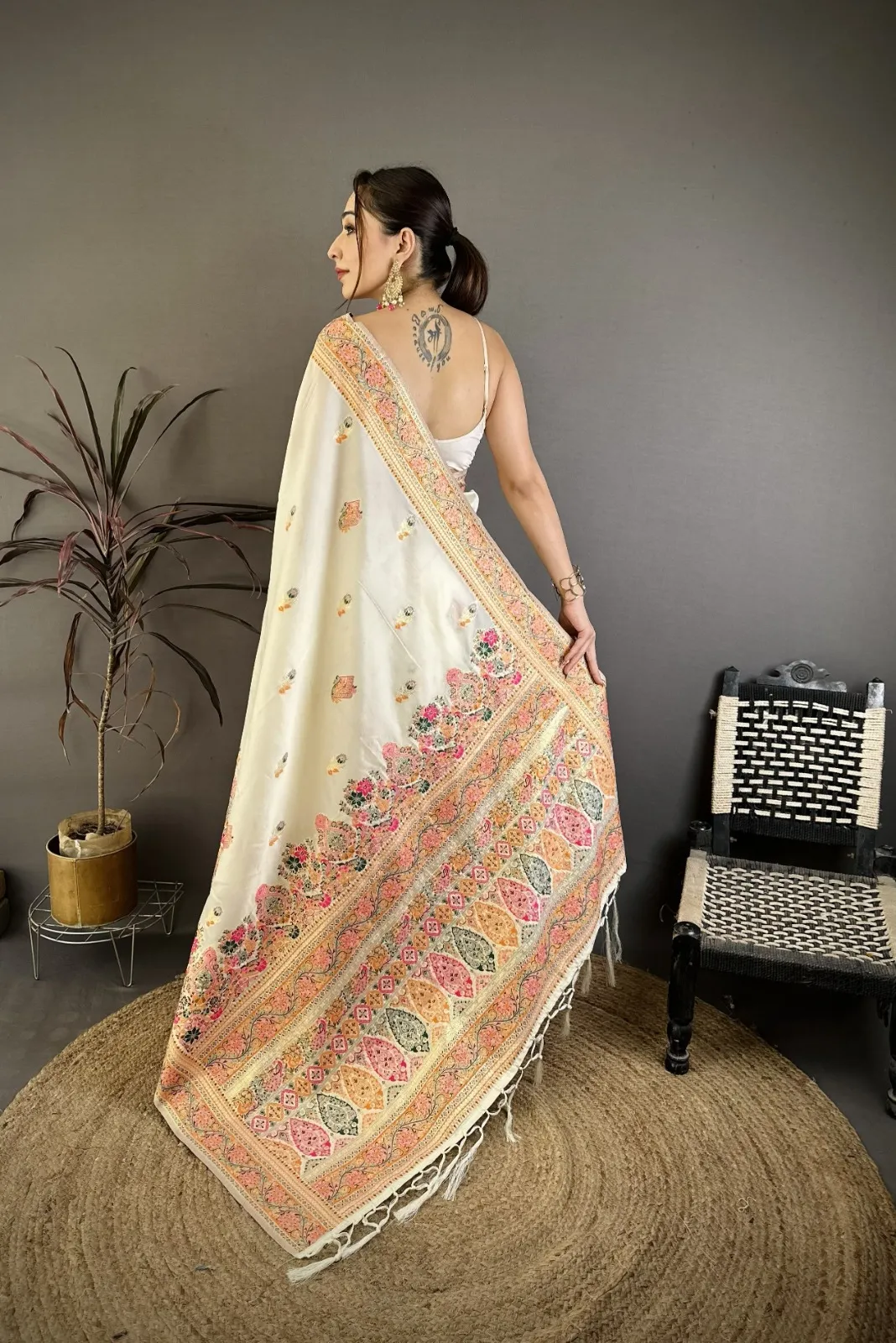 White Meenakari Pashmina Kashmiri Saree