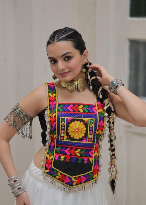 Black Color Sleeveless Navratri Wear Choli