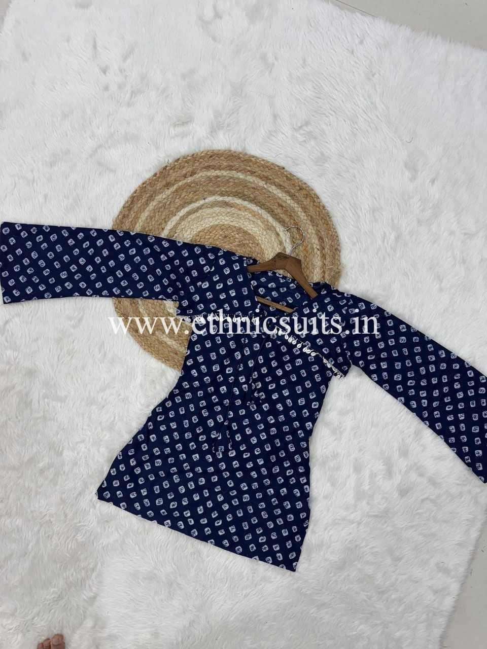 Blue Cotton Printed Boat Neck kurta with Bottom