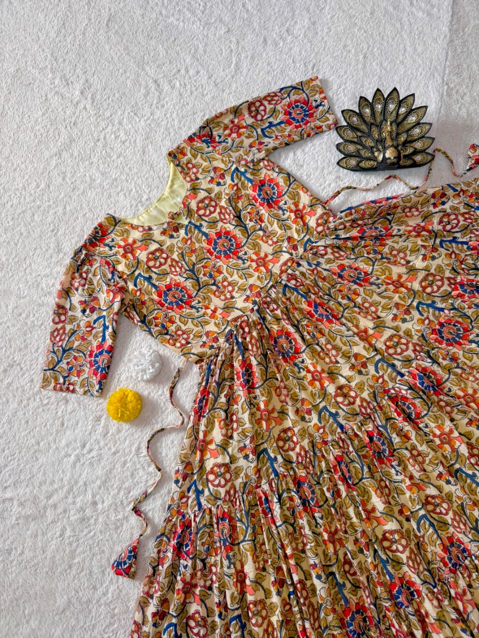 Creme Color Kalamkari Printed Midi Dress With Mobile Pocket