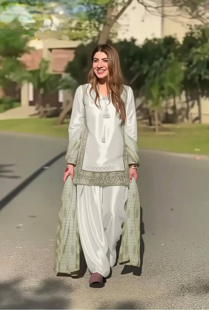 Pakistani Style Inspired Farshi Salwar Suit Dupatta