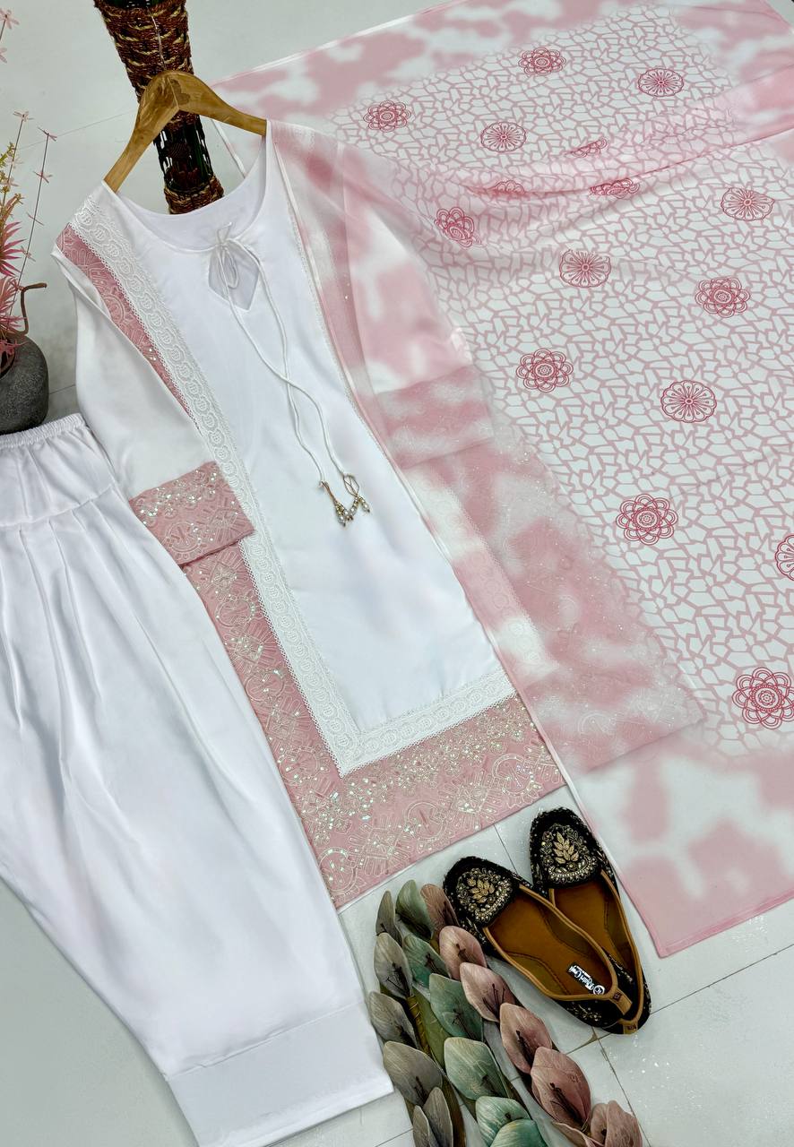 Pakistani Style Inspired Farshi Salwar With Pink Dupatta