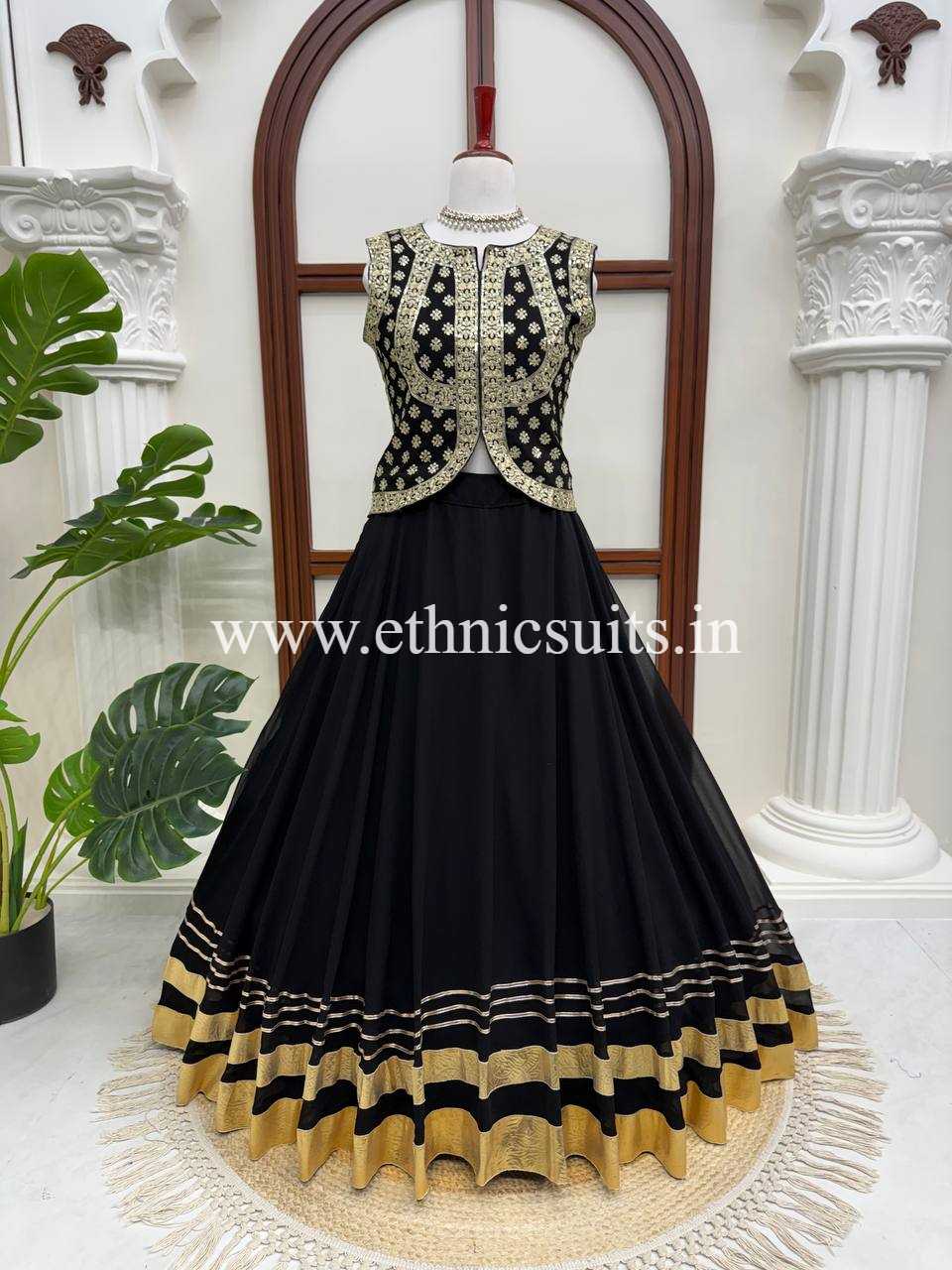 Hania Amir Inspired Viral Black Coorset