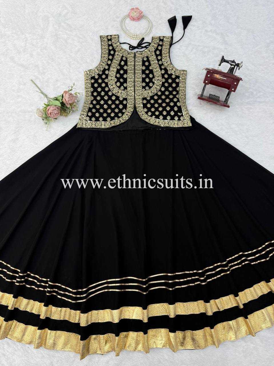 Hania Amir Inspired Viral Black Coorset