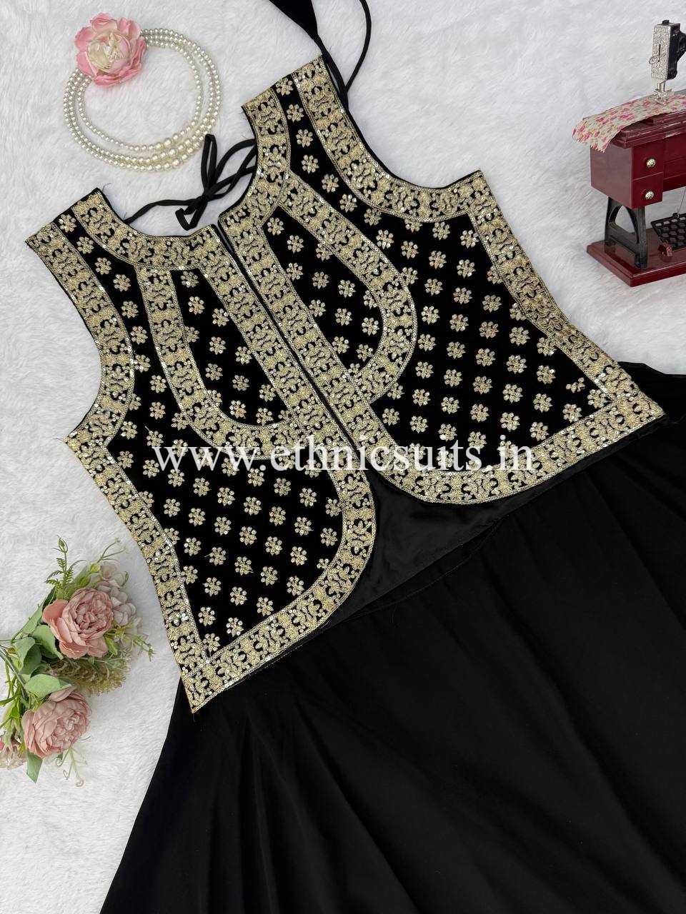 Hania Amir Inspired Viral Black Coorset
