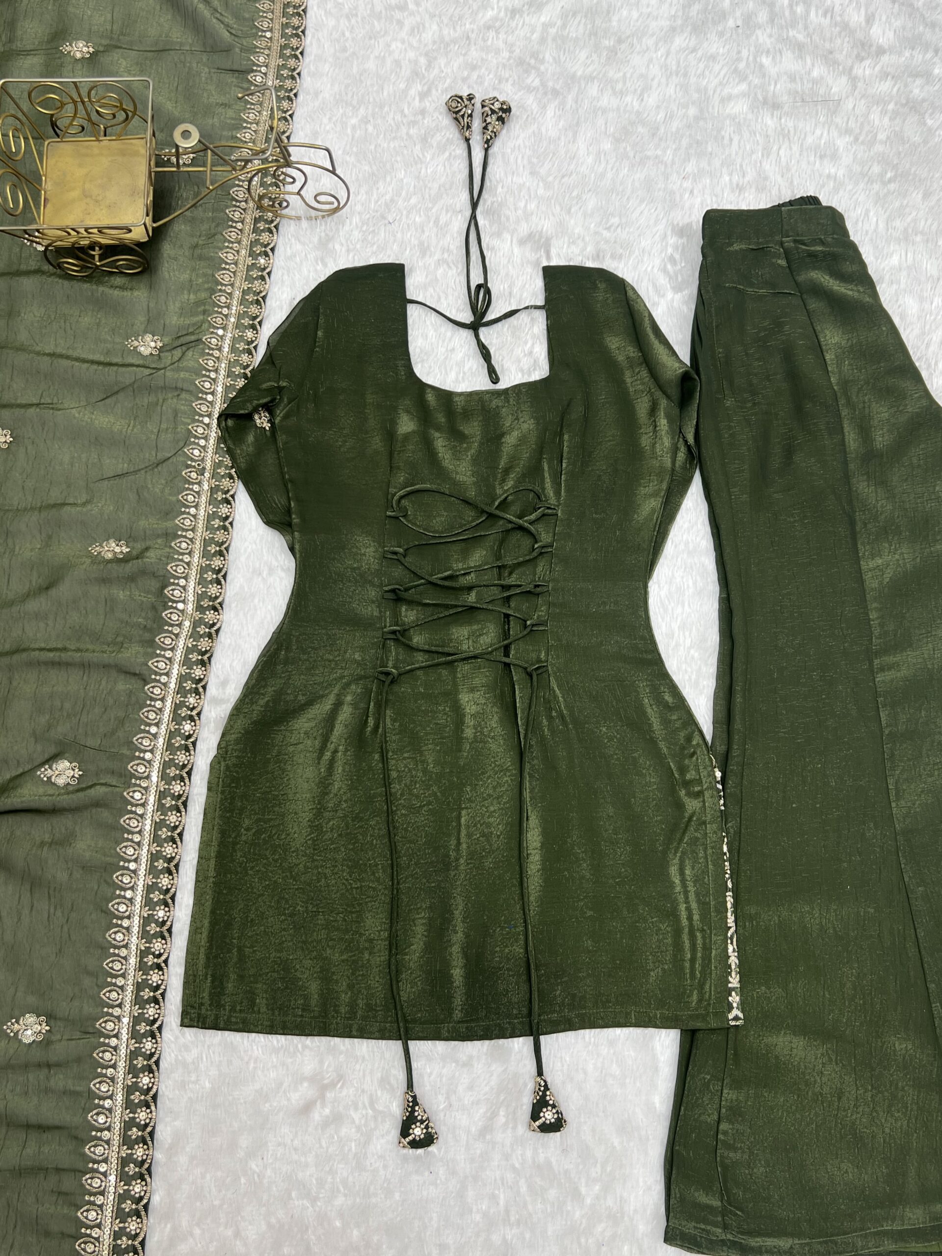 Embellished Green Bell Bottom Salwar Suit