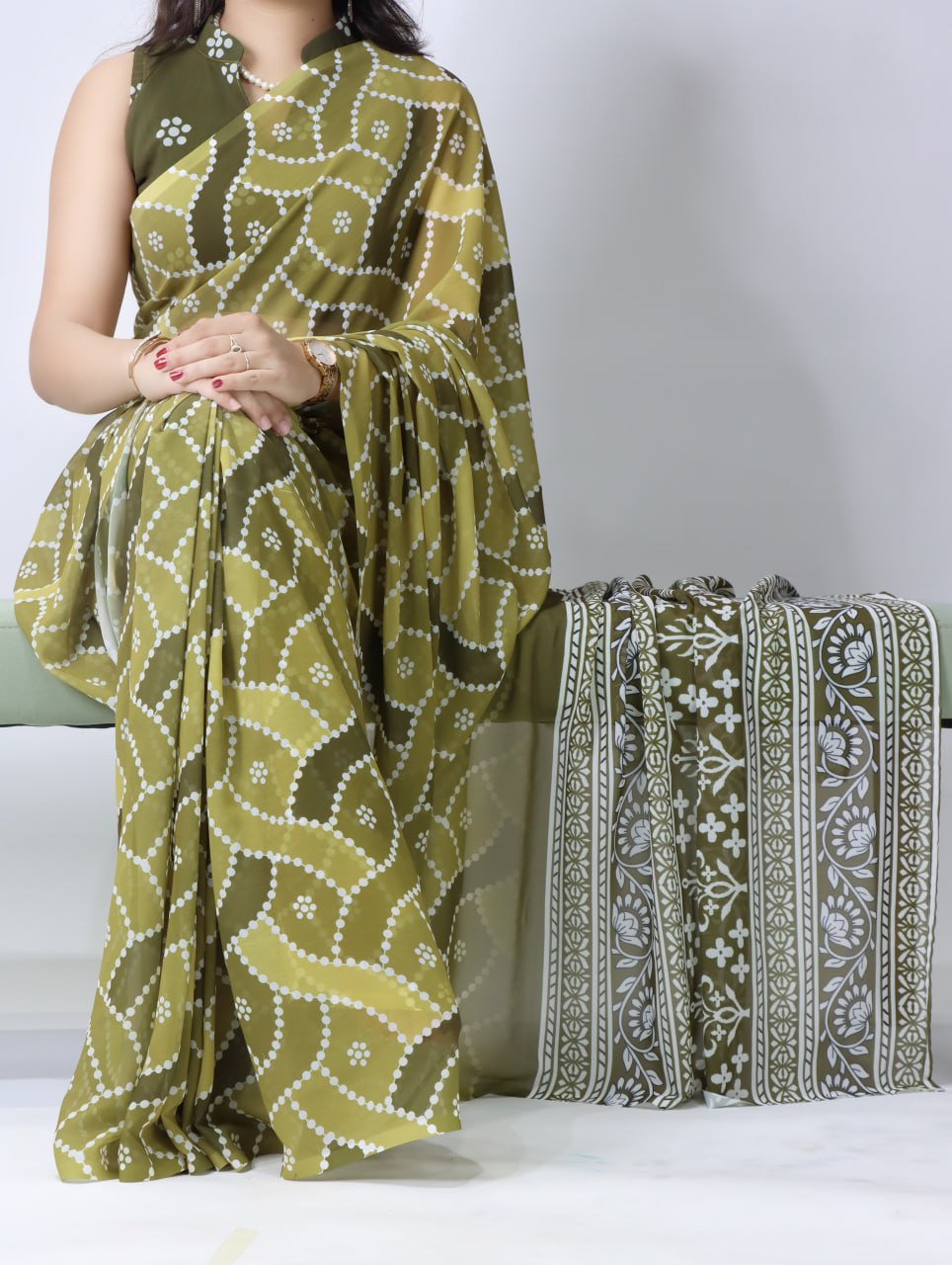 Mehendi Color Light Weight Bandhni Printed Saree