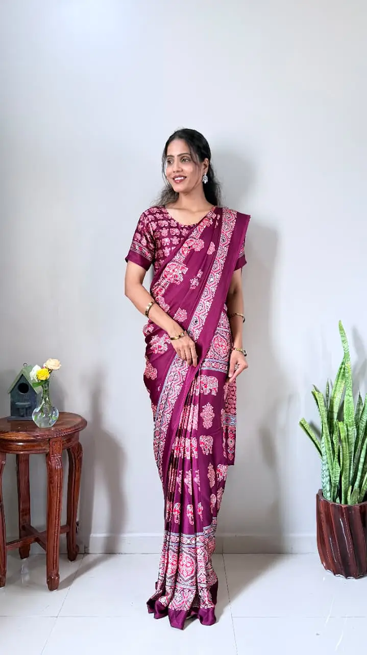 trending zip and go Saree with readymade design in maroon color