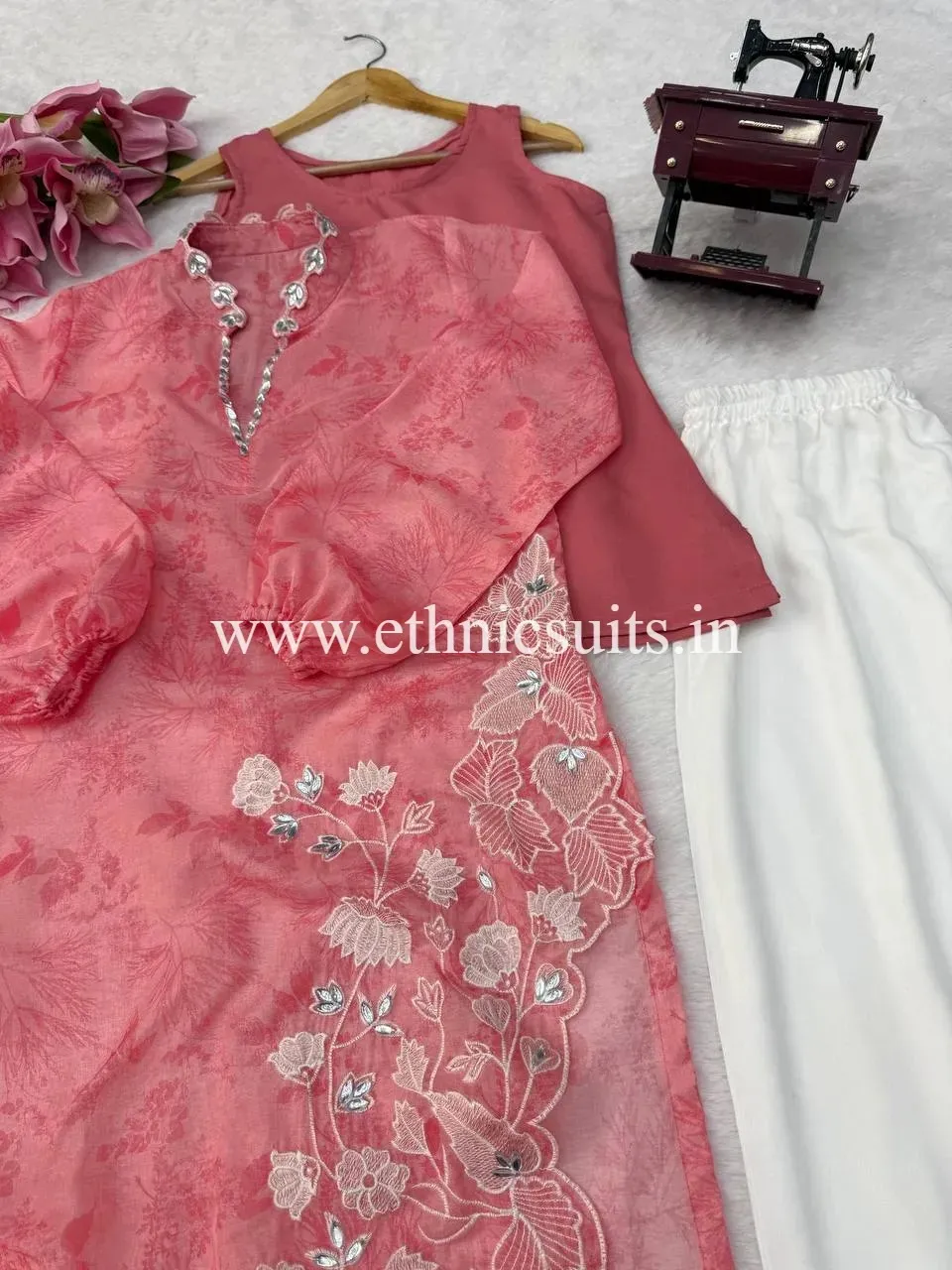 Mahira Khan Inspired Dress